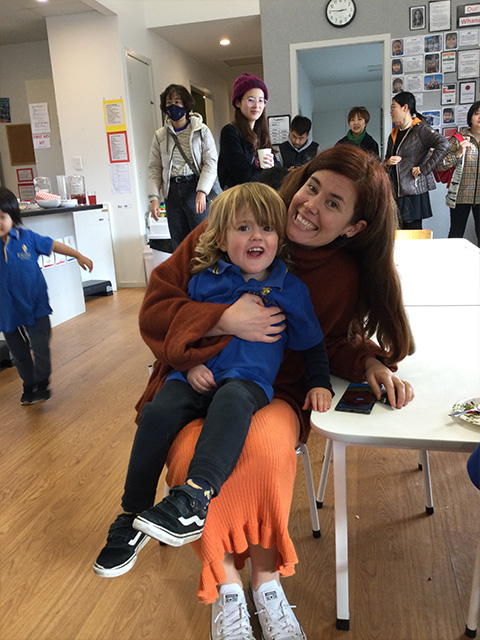 Mother and child at a private Montessori preschool in Mt Eden, Auckland